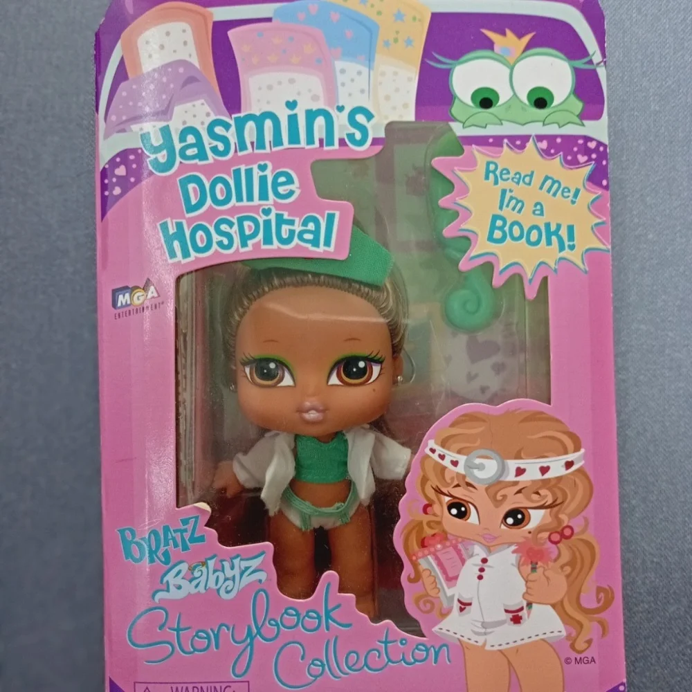 Yasmin's Dolly Hospital Bratz Doll NIB - Picture 1 of 3